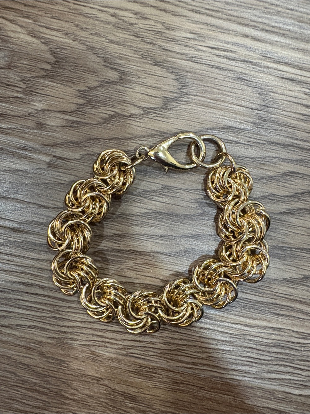9-Gold Rope Knot Link Bracelet - Women's Fashion Jewelry